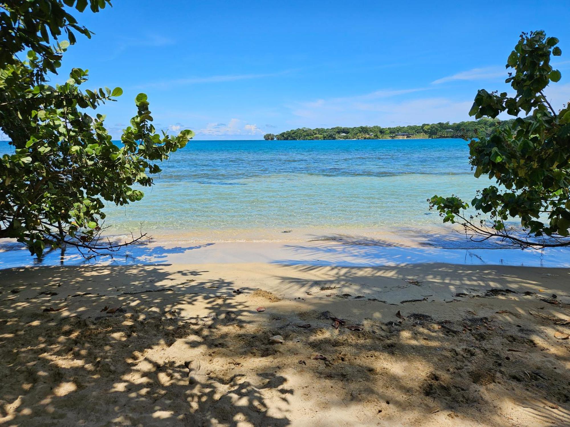 Drago Beach House - Private Beach Boca del Drago Extérieur photo